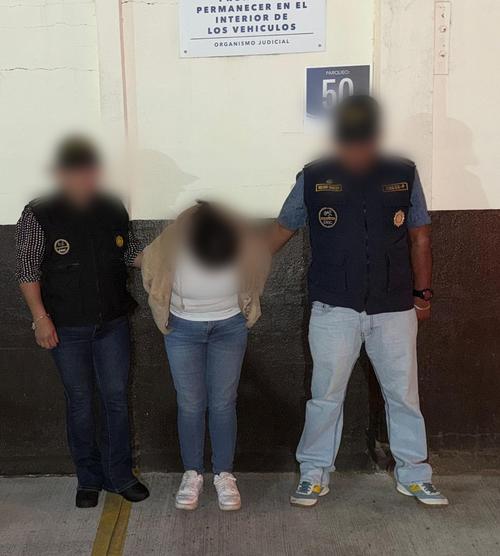 Durante la diligencia, fue consignado un tel&eacute;fono m&oacute;vil. (Foto: Ministerio P&uacute;blico)