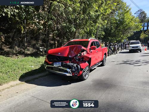 El accidente se registr&oacute; en el kil&oacute;metro 31 de la ruta que conecta de San Lucas Sacatep&eacute;quez con Antigua Guatemala. (Foto: Asonbomd)