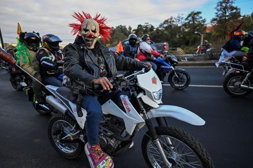 La ruta de 220 kil&oacute;metros dej&oacute; postales &uacute;nicas y curiosas. (Foto: AFP)