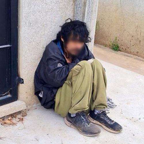 Una persona fue ubicada en el lugar junto a los objetos. (Foto: Ej&eacute;rcito de Guatemala) 