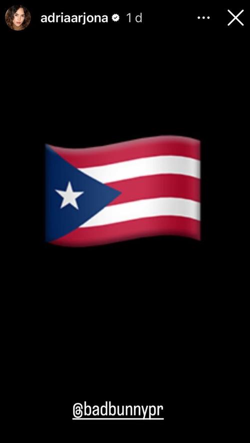adria arjona bad bunny super bowl 1