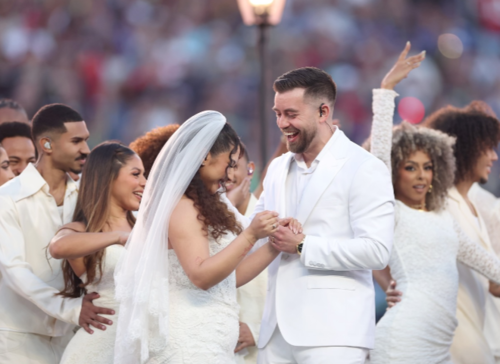 bad bunny boda show 3