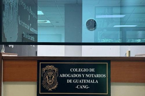 Corte de Constitucionalidad, Colegio de Abogados y Notarios, elecci&oacute;n, magistrados, amparo provisional, acciones denegadas , 03