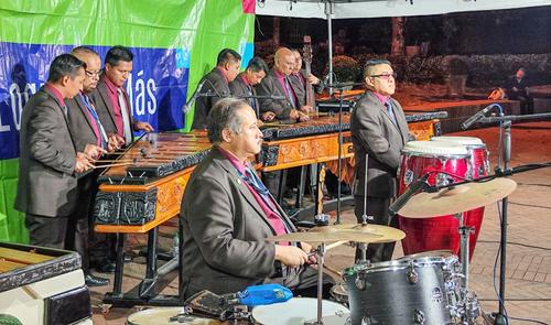 La Plaza Mart&iacute;n de Mayorga alberga diversidad de actividades. (Foto: Cortes&iacute;a Municipalidad de Guatemala)