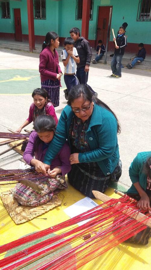 Esta tradici&oacute;n textil resiste al paso del tiempo. (Foto: Alfonso Gu&aacute;rquez/Colaborador)