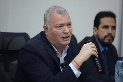 Viceministro de Hidrocarburos del MEM, Erwin Rolando Barrios. (Foto: Congreso Guatemala)