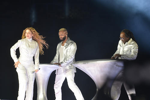 shakira el salvador 1