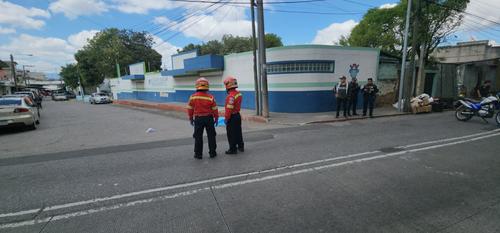 En el lugar de los hechos ha quedado una persona fallecida. (Foto: Jorge Sent&eacute;/colaborador)