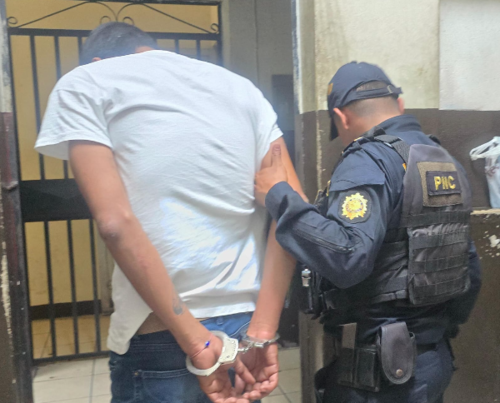 El piloto fue capturado luego de haber arrollado a cuatro personas. (Foto: PNC)