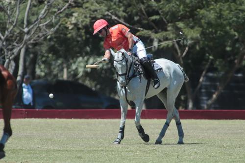 El h&aacute;ndicap es una calificaci&oacute;n num&eacute;rica (generalmente de -2 a 10 goles) que eval&uacute;a la habilidad individual de un jugador, esto incluye, equitaci&oacute;n, taqueo, estrategia y caballos, y as&iacute; equilibrar los equipos.