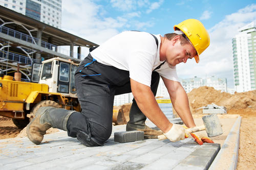 Los sitios de construcci&oacute;n deben estar bien se&ntilde;alizados. (Foto: Shutterstock)