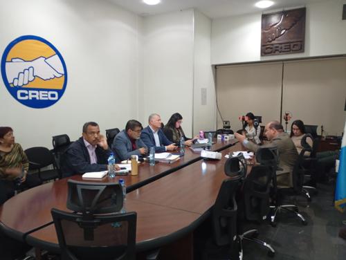 Autoridades sostienen que el etanol podr&iacute;a disminuir el precio de la gasolina. (Foto: Soy502)