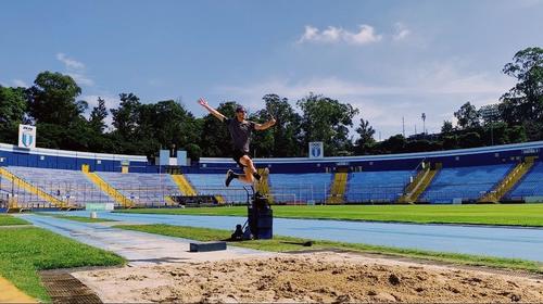 Nicol&aacute;s Arriola representa la perseverancia del deportista guatemalteco, quien, tras a&ntilde;os de formaci&oacute;n y autogesti&oacute;n, logr&oacute; consolidarse como el saltador n&uacute;mero uno de la regi&oacute;n centroamericana. (Foto: Federaci&oacute;n de Atletismo)
