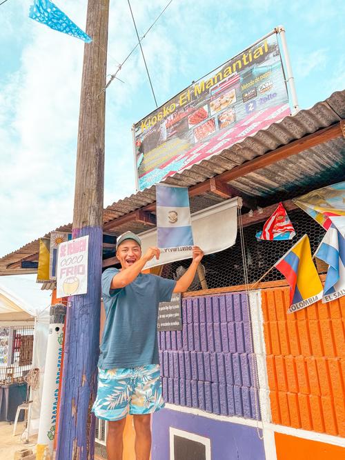 Aunque vive lejos de Guatemala, el orgullo de ser chap&iacute;n lo lleva en el coraz&oacute;n. (Foto: FB Mawil Soluna)