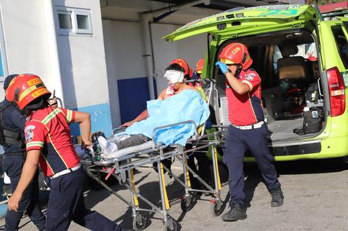 El hombre hab&iacute;a sido trasladado al Hospital Roosevelt pero horas despu&eacute;s del ataque falleci&oacute;. (Foto: Bomberos Municipales)