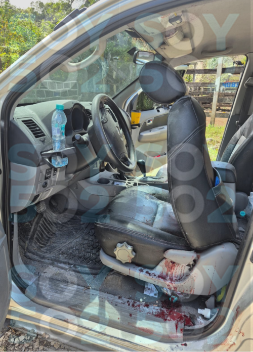 As&iacute; qued&oacute; por dentro el veh&iacute;culo del exalcalde. (Foto: Soy502)
