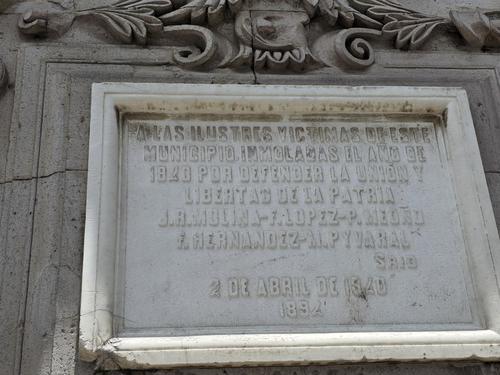 Las placas rinden homenaje a quienes lucharon por la instauraci&oacute;n del Estado. (Foto: Oswaldo Cop/Colaborador)