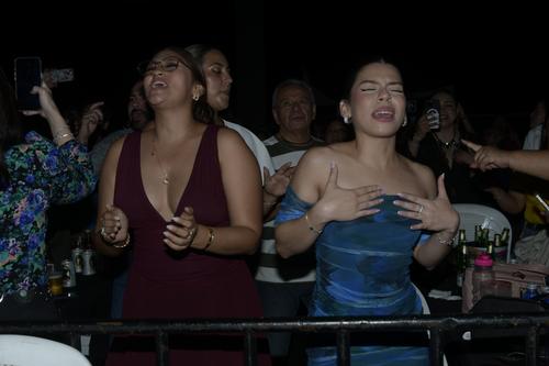 Fans del grupo salsero disfrutaron la noche al ritmo de Grupo Niche. (Foto: Jos&eacute; Luis Pos/Colaborador)