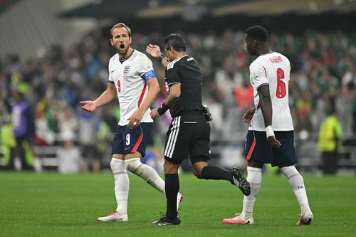 Inglaterra registra 80 remates, 32 entre los tres palos y 30 tiros fuera, con una efectividad del 14%. (Foto: AFP)