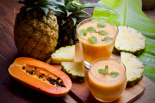 Los licuados utilizan la fruta completa y se mezcla con agua o incluso leche. (Foto: Shutterstock)