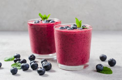 El smoothie es una bebida espesa con frutas y otros ingredientes. (Foto: Shutterstock)