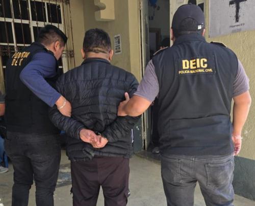 El detenido fue identificado por las autoridades como: Jos&eacute; "N", de 43 a&ntilde;os. (Foto: PNC)