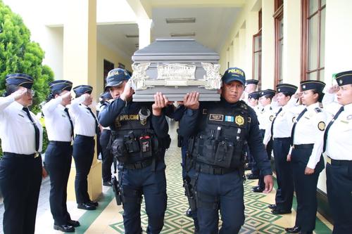 El agente ten&iacute;a 27 a&ntilde;os de edad y falleci&oacute; durante un hecho armado en Amatitl&aacute;n. (Foto: PNC)