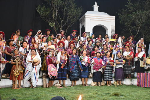 Conoce a Elena Mateo, la nueva Rab&rsquo;in Ajaw del Festival en Verapaz.  (Foto: Jos&eacute; Pos/Colaborador)