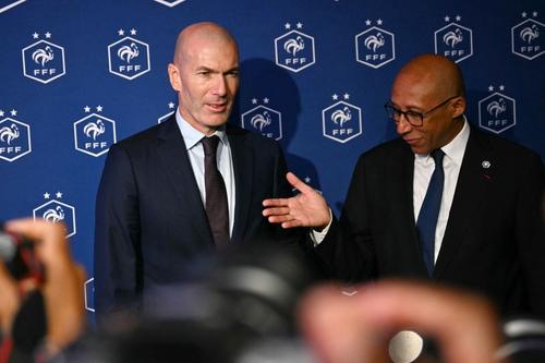 El entrenador buscar&aacute; llevar a la gloria de nuevo a Francia. (Foto: AFP)