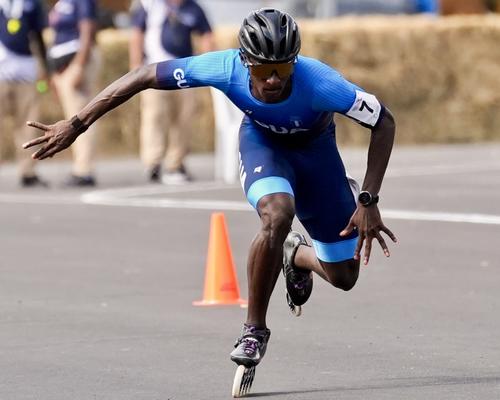 Faberson Bonilla fue el m&aacute;s veloz y se qued&oacute; con el oro en el patinaje. (Foto: COG)