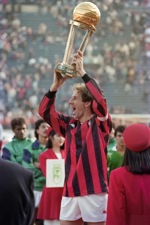 Baresi llev&oacute; a la gloria al Milan a nivel nacional y continental. (Foto: AFP)