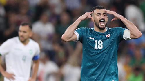 Aymen Hussein marc&oacute; el gol decisivo en el repechaje contra Bolivia que clasific&oacute; a los Leones a la Copa del Mundo tras 40 a&ntilde;os de ausencia.