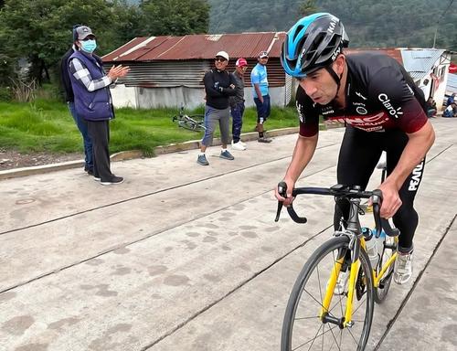 Se mantiene activo practicando el deporte. (Foto: Redes Sociales)