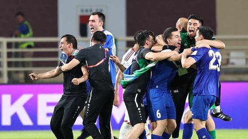 Uzbekist&aacute;n es la primera selecci&oacute;n de Asia Central en clasificar a un Mundial.