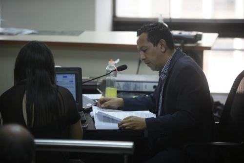 El exjefe de la Fiscal&iacute;a de Delitos Patrimoniales, Sa&uacute;l S&aacute;nchez, ha sido se&ntilde;alado de criminalizar estudiantes, docentes  y profesionales en el caso Toma de la USAC: Bot&iacute;n pol&iacute;tico. (Archivo/Soy502)