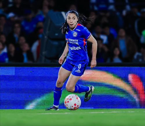 Con 12 asistencias en el Clausura 2026, Ana Luc&iacute;a Mart&iacute;nez fue una de las figuras de Cruz Azul. (Foto: Cruz Azul) 