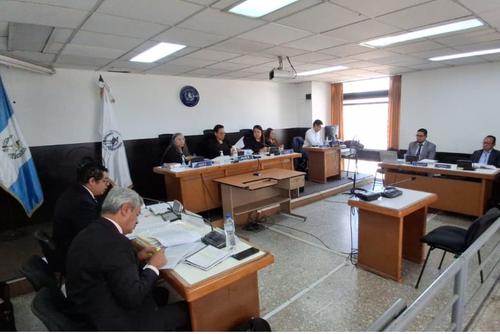 El Tribunal Noveno de Sentencia conden&oacute; entre 6 a 13 a&ntilde;os a los 5 acusados en el caso "visas falsas". (Foto: Wilder L&oacute;pez/Soy502)