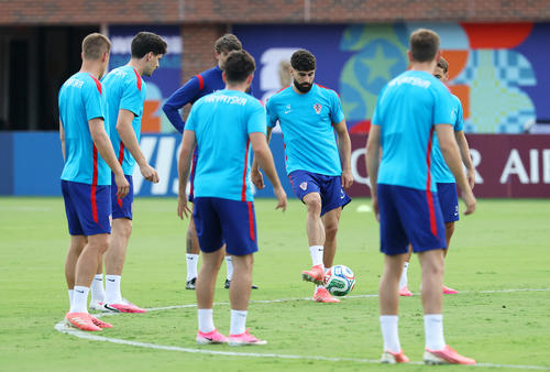El equipo mantiene la misma base de entrenadores y jugadores que los llev&oacute; a la final en 2018 y a las semifinales en 2022. (Foto: AFP)