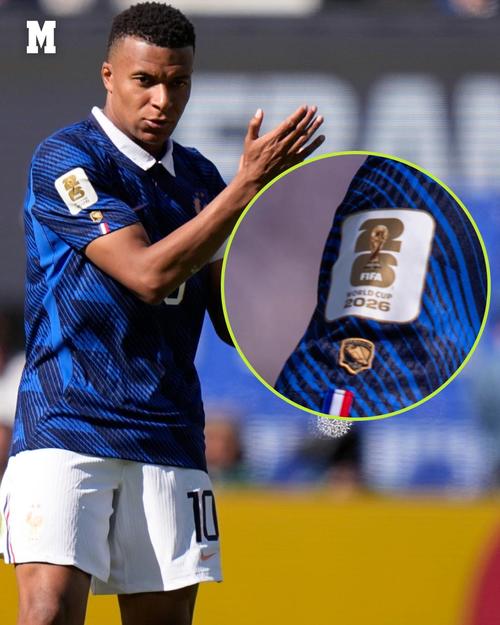Kylian Mbapp&eacute; estren&oacute; este martes con un doblete su parche especial por ser Bota de Oro del Mundial pasado. (Foto: Marca)