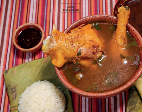 La gastronom&iacute;a local destaca por platillos tradicionales como el kak&rsquo;ik y el bacha&rsquo;. (Foto: Casa de Desarrollo Cultural de Chahal)
