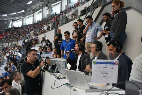 Marcelo Gallardo y Carlos T&eacute;vez son analistas en un canal de televisi&oacute;n. (Foto: Rudy Mart&iacute;nez)
