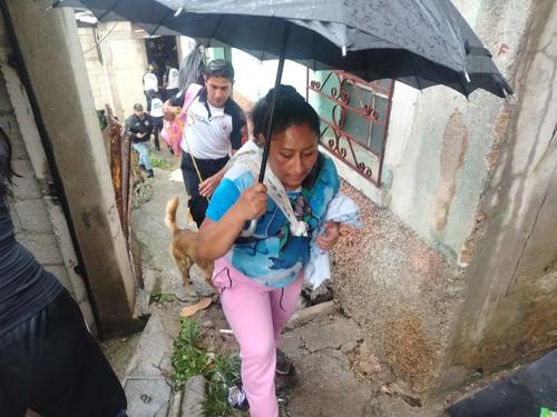 Familias fueron evacuadas tras esta emergencia. (Foto: CVB)