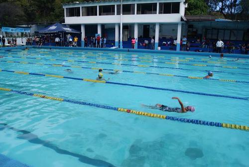 La inscripci&oacute;n es de Q250 y la mensualidad de Q150. (Foto: Cortes&iacute;a Federaci&oacute;n de Nataci&oacute;n)
