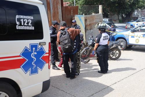 Familiares de la v&iacute;ctima lo identificaron y desconocen el motivo del crimen. (Foto: CVB)