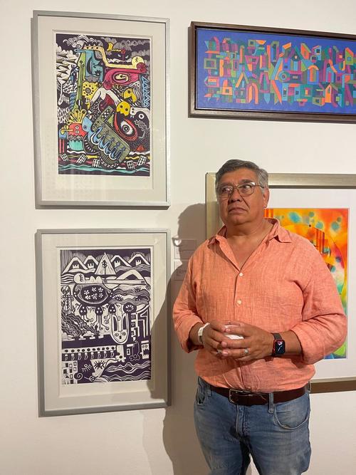  Jacobo Mena, la sombra esfumada, exposici&oacute;n, Antigua1