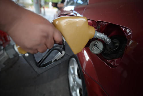 Subsidio a los combustibles, Guatemala, Ministerio de Energ&iacute;a y Minas, Precios de los combustibles, Gasolina, Di&eacute;sel, Bernardo Ar&eacute;valo, Conflicto Estados Unidos Ir&aacute;n, 03