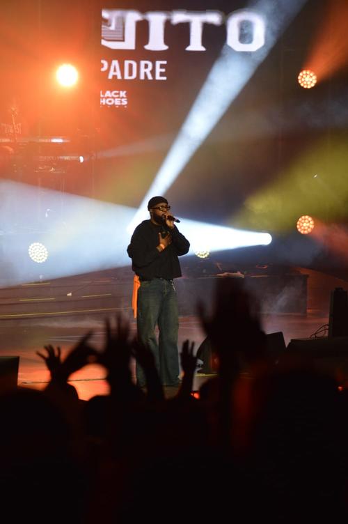 Madiel Lara tambi&eacute;n cant&oacute; sus mejores &eacute;xitos con los fans. (Foto: Bernie Morales)