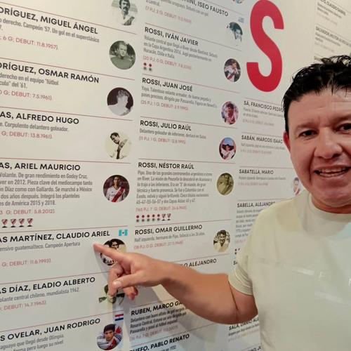 Hace poco Claudio Ariel fue a Buenos Aires y ah&iacute; se&ntilde;al&oacute;, en el estadio de los millonarios, su nombre. Es parte de la historia. (Foto: Redes)