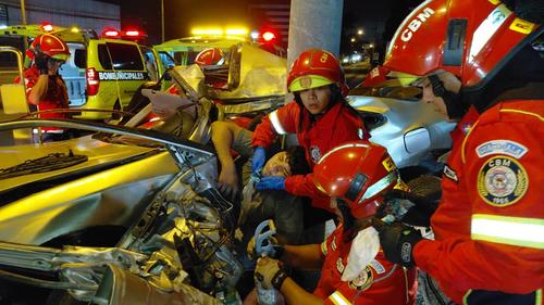 El conductor herido es Darikson de Le&oacute;n, de 19 a&ntilde;os. (Foto: CBM)