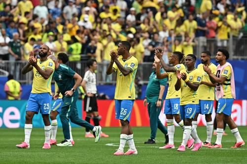 La Canarinha volvi&oacute; a mostrar su jerarqu&iacute;a en esta clase de partidos y remont&oacute; un dif&iacute;cil duelo ante los nipones. (Foto: AFP)